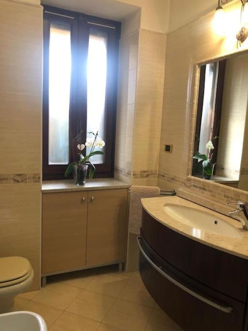 Casa Magnolia, Tranquilla E Centrale Apartment Nichelino Ngoại thất bức ảnh